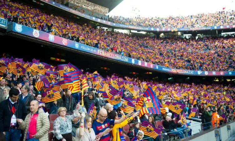 برشلونة يعلن موعد العودة إلى كامب نو